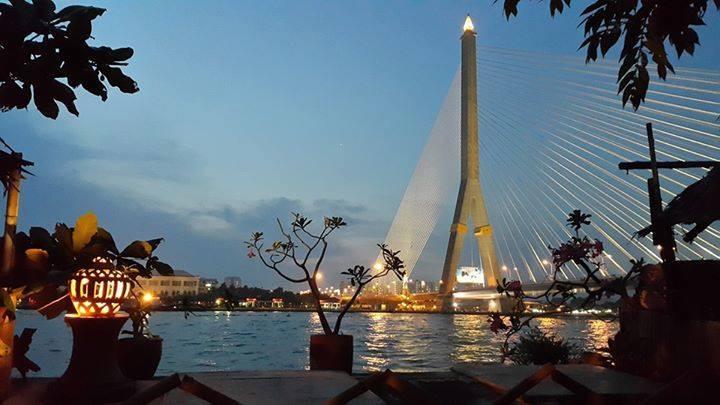 New Phiman Riverview Guesthouse Bangkok Exterior photo